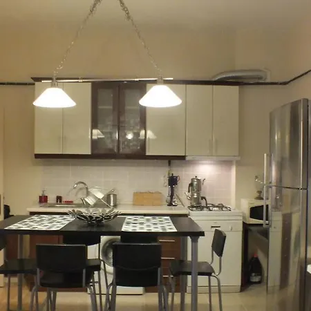 Uluhan House City Apartment *